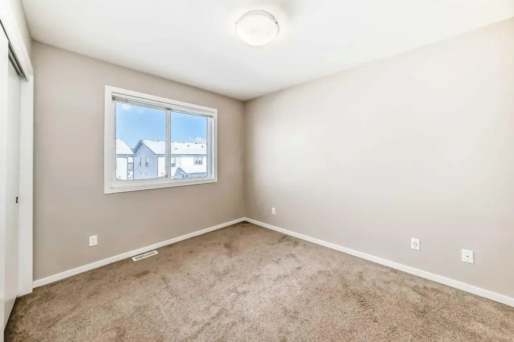 135 Redstone Walk NE Calgary AB T3N 1M6