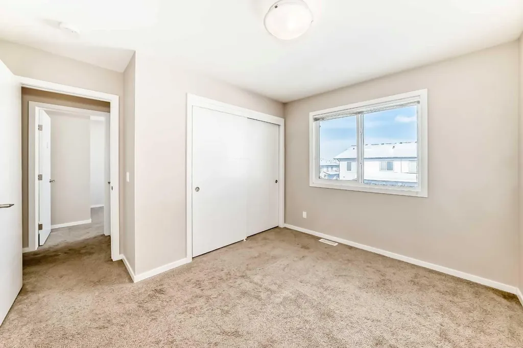 135 Redstone Walk NE Calgary AB T3N 1M6