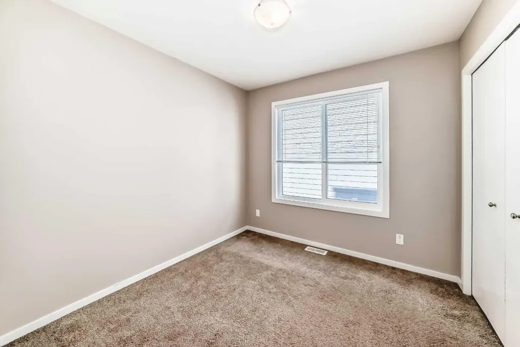 135 Redstone Walk NE Calgary AB T3N 1M6