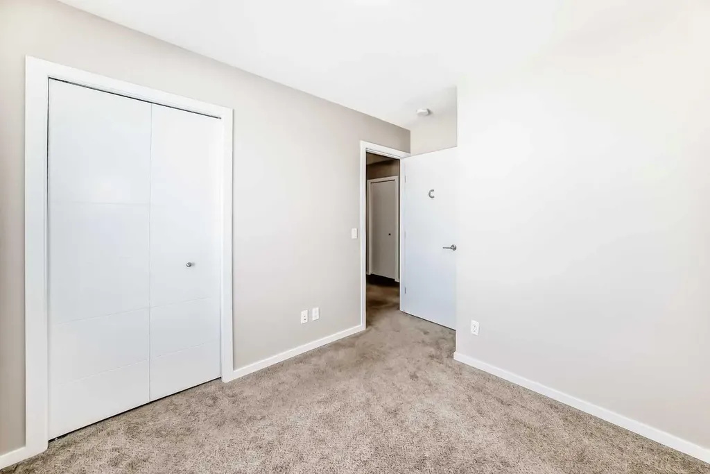 135 Redstone Walk NE Calgary AB T3N 1M6