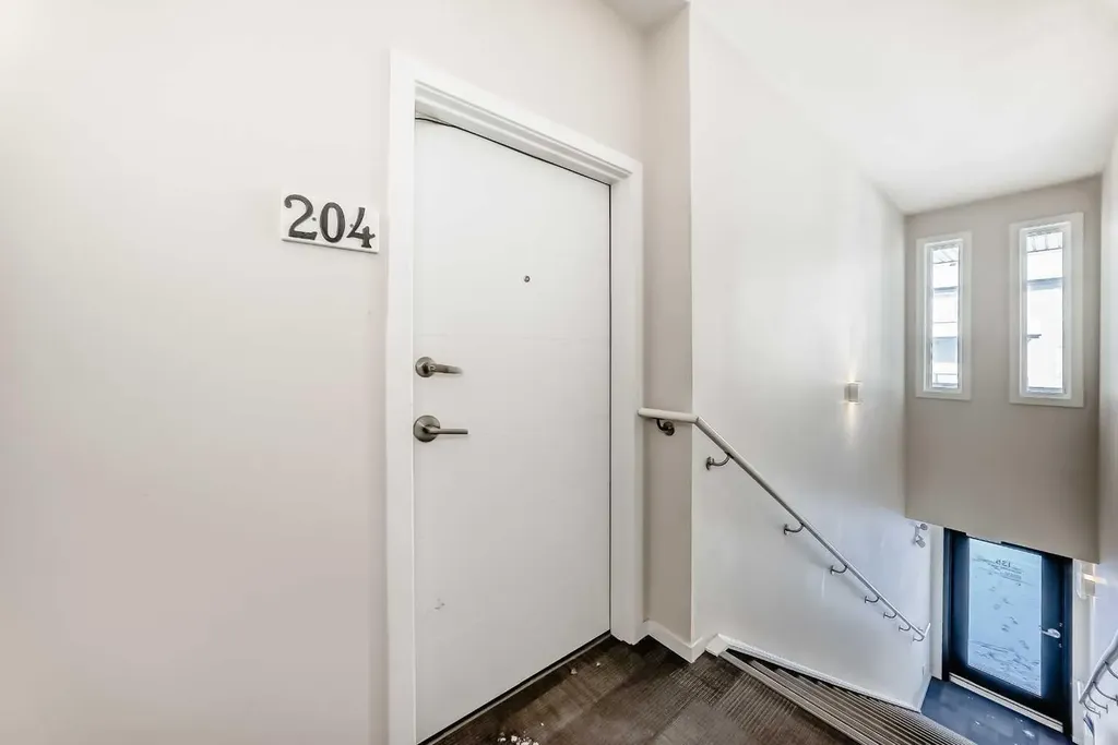 135 Redstone Walk NE Calgary AB T3N 1M6