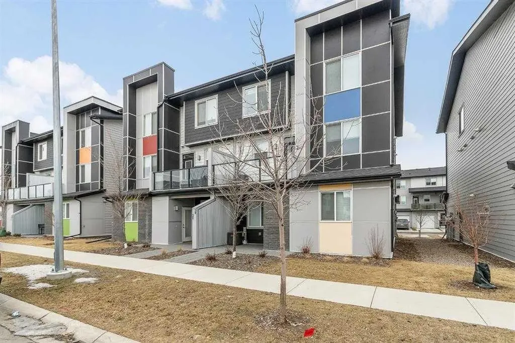 135 Redstone Walk NE Calgary AB T3N 1M6