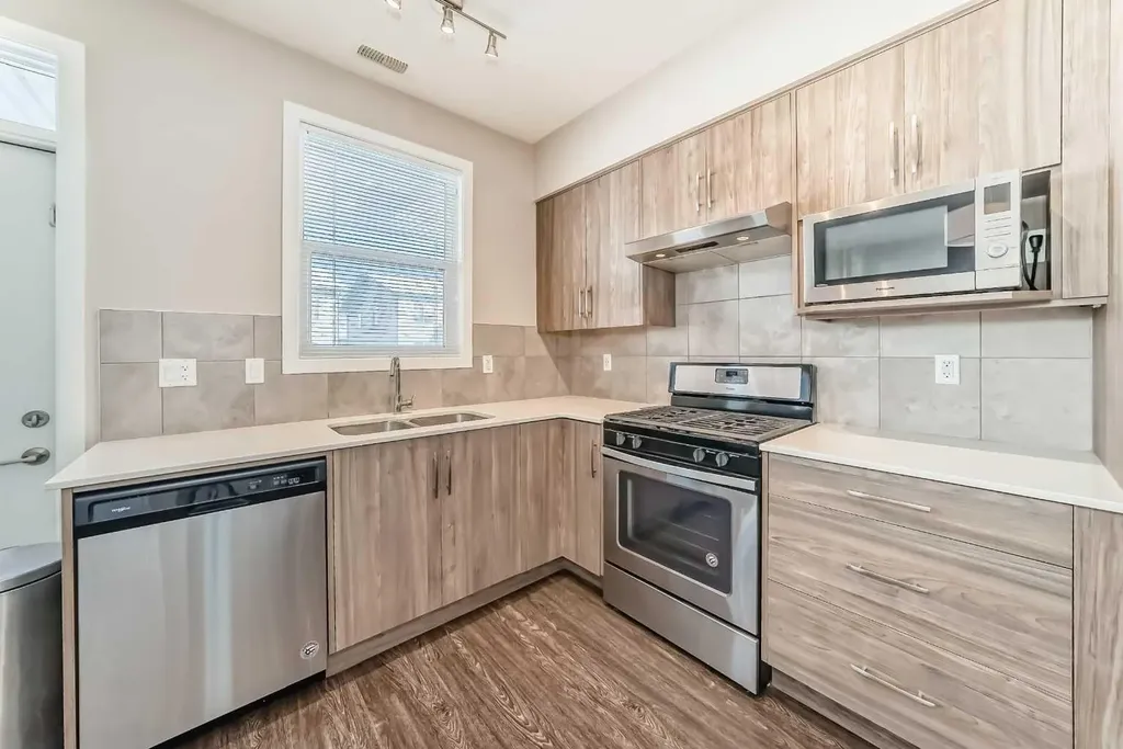 135 Redstone Walk NE Calgary AB T3N 1M6