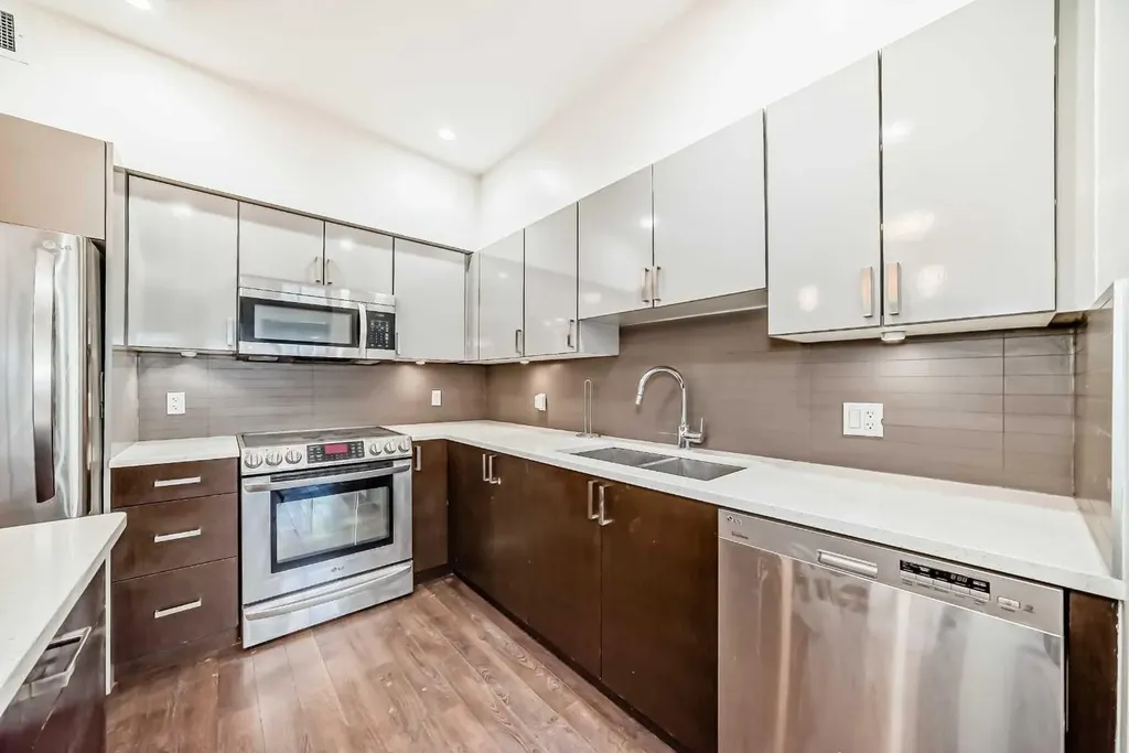 10 Auburn Bay Link SE Calgary AB T3M 1Y8