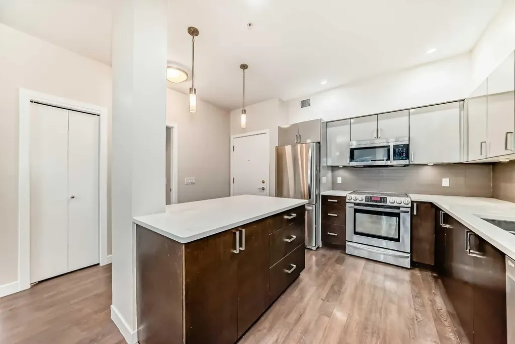 10 Auburn Bay Link SE Calgary AB T3M 1Y8