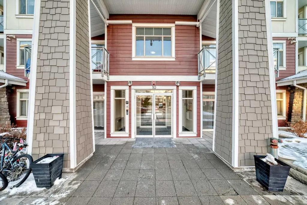 10 Auburn Bay Link SE Calgary AB T3M 1Y8