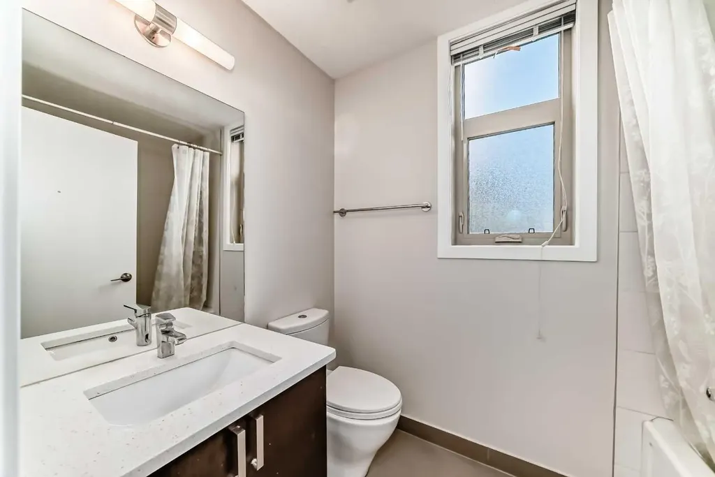 10 Auburn Bay Link SE Calgary AB T3M 1Y8