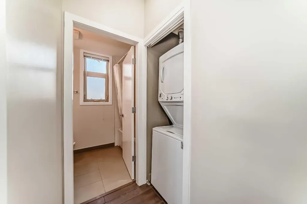 10 Auburn Bay Link SE Calgary AB T3M 1Y8