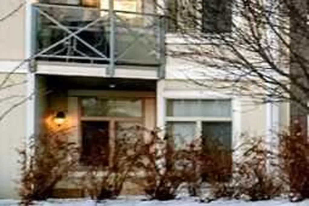 10 Auburn Bay Link SE Calgary AB T3M 1Y8