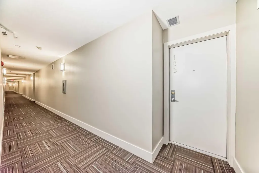 10 Auburn Bay Link SE Calgary AB T3M 1Y8