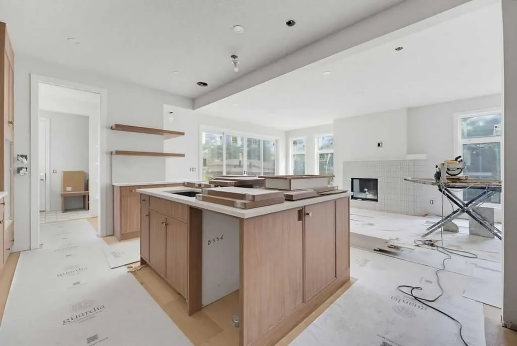 4612 Grove Hill Road SW Calgary AB T3E 4G1