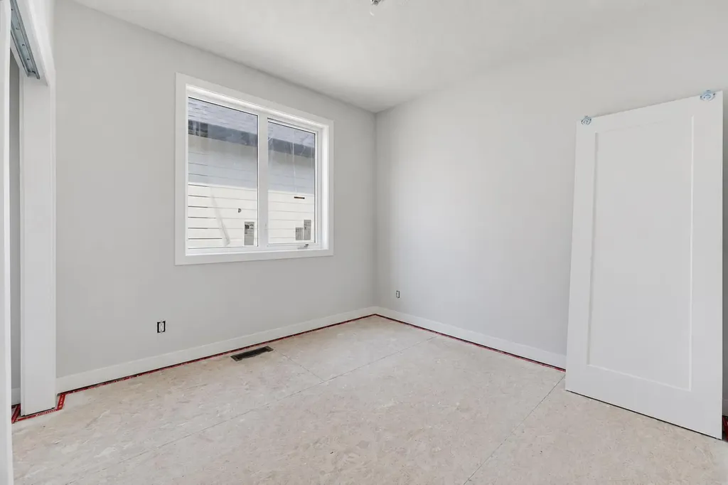 4612 Grove Hill Road SW Calgary AB T3E 4G1