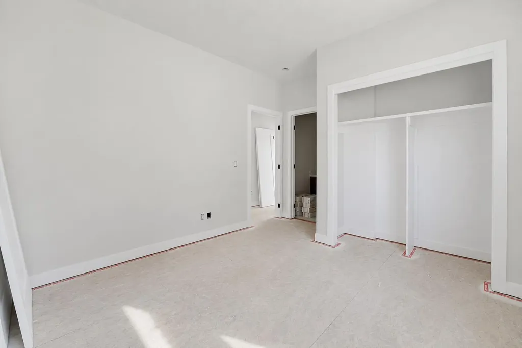 4612 Grove Hill Road SW Calgary AB T3E 4G1