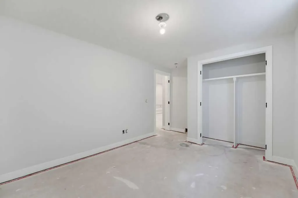 4612 Grove Hill Road SW Calgary AB T3E 4G1