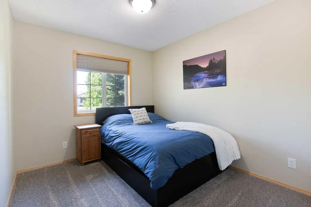 214 Tuscany Ravine Road NW Calgary AB T3L 2W9