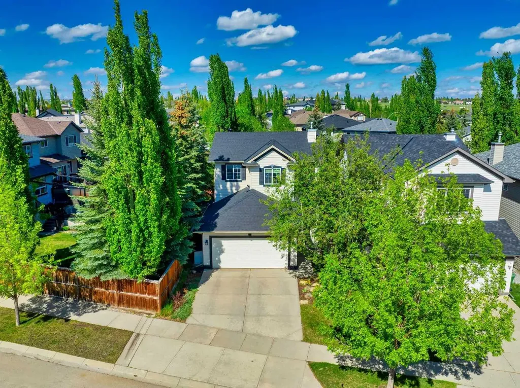 214 Tuscany Ravine Road NW Calgary AB T3L 2W9
