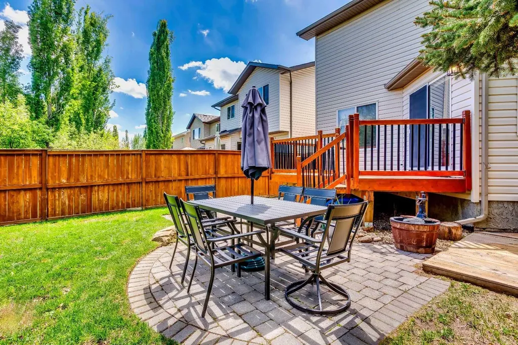 214 Tuscany Ravine Road NW Calgary AB T3L 2W9