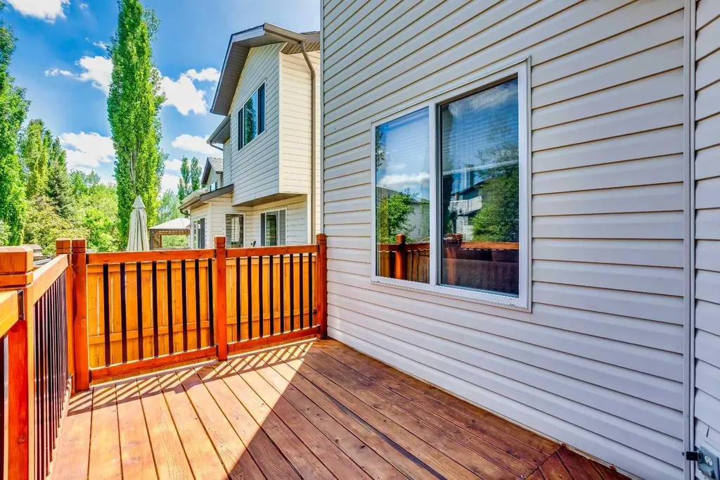 214 Tuscany Ravine Road NW Calgary AB T3L 2W9