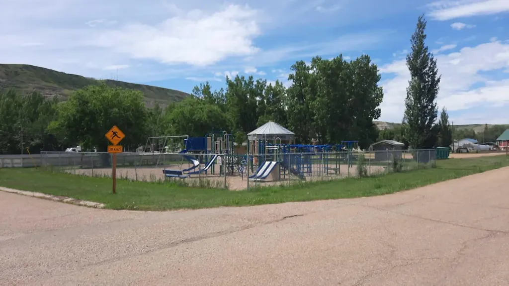 261 1 Avenue Drumheller AB T0J1B0