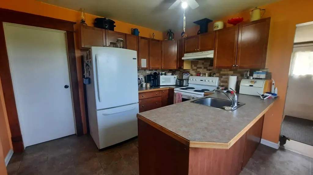 261 1 Avenue Drumheller AB T0J1B0