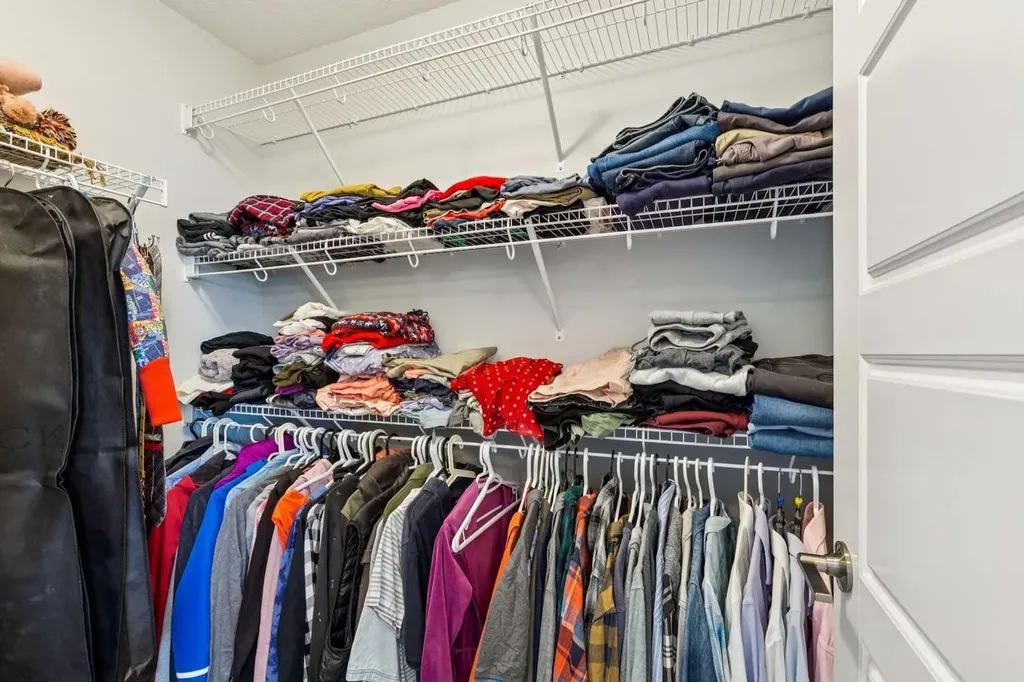 101 Howse Terrace NE Calgary AB T3P 1K5