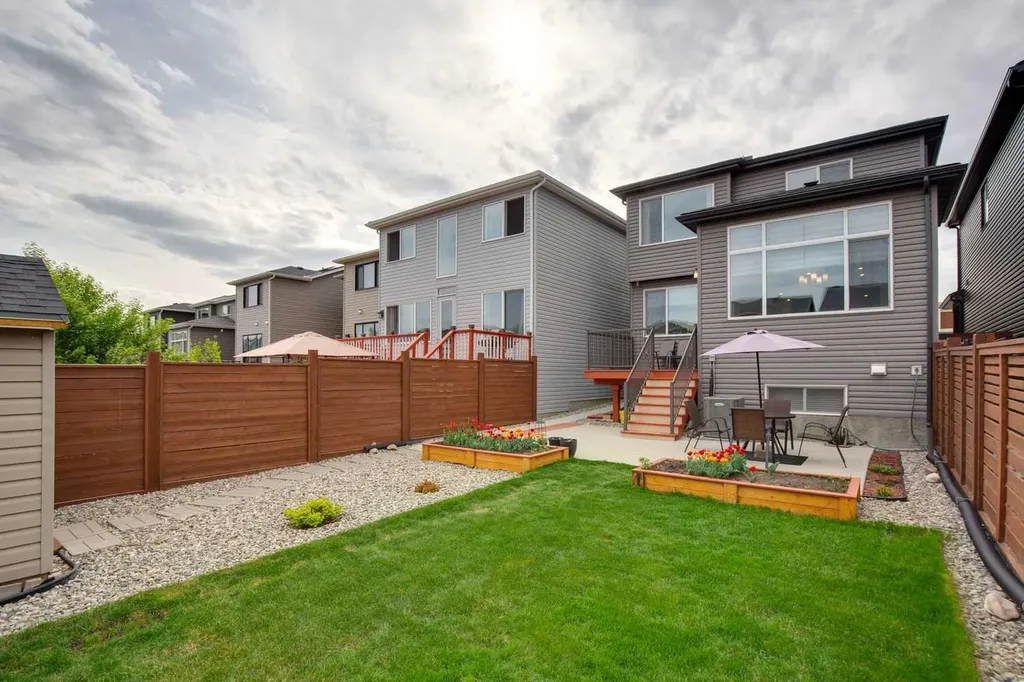 101 Howse Terrace NE Calgary AB T3P 1K5