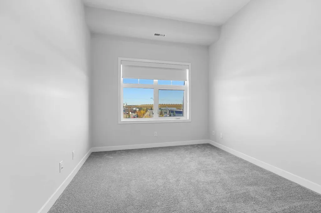255 Les Jardins Park SE Calgary AB T2C 5W9
