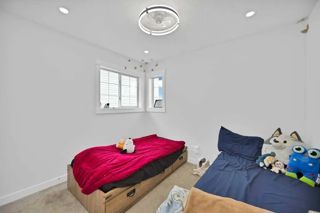 100 San Diego Green NE Calgary AB T1Y7C5