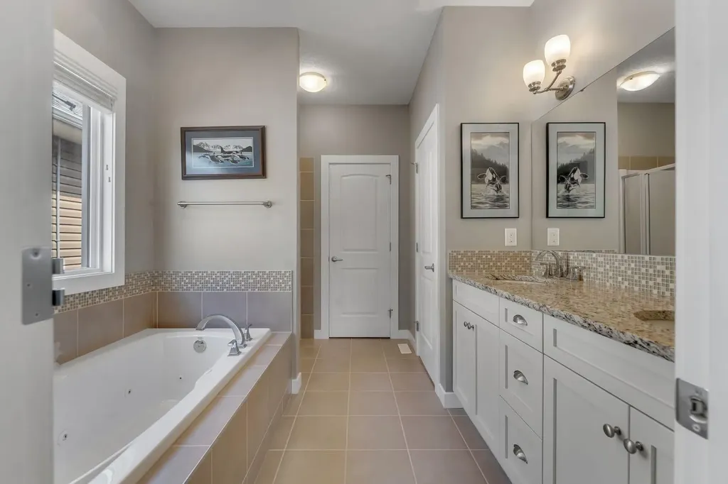 2381 Bayside Circle SW Airdrie AB T4B 0V4