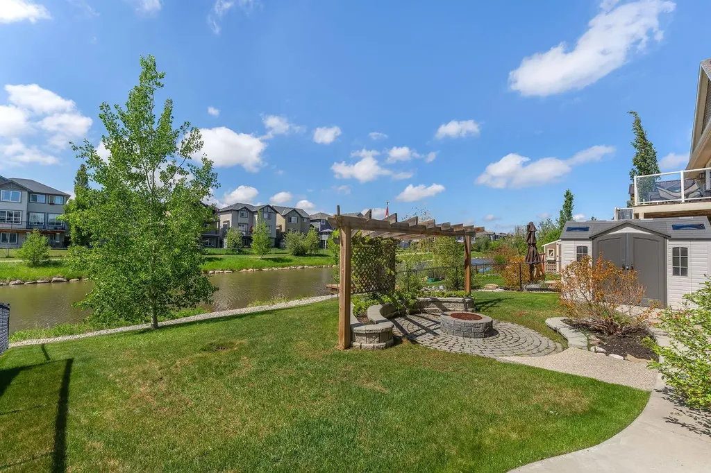 2381 Bayside Circle SW Airdrie AB T4B 0V4