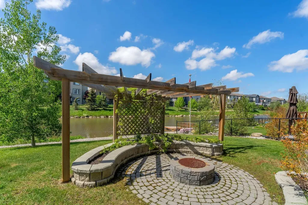 2381 Bayside Circle SW Airdrie AB T4B 0A8