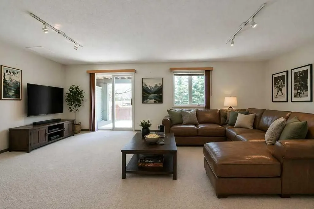 184 Valley Ridge Heights NW Calgary AB T3B 5T3