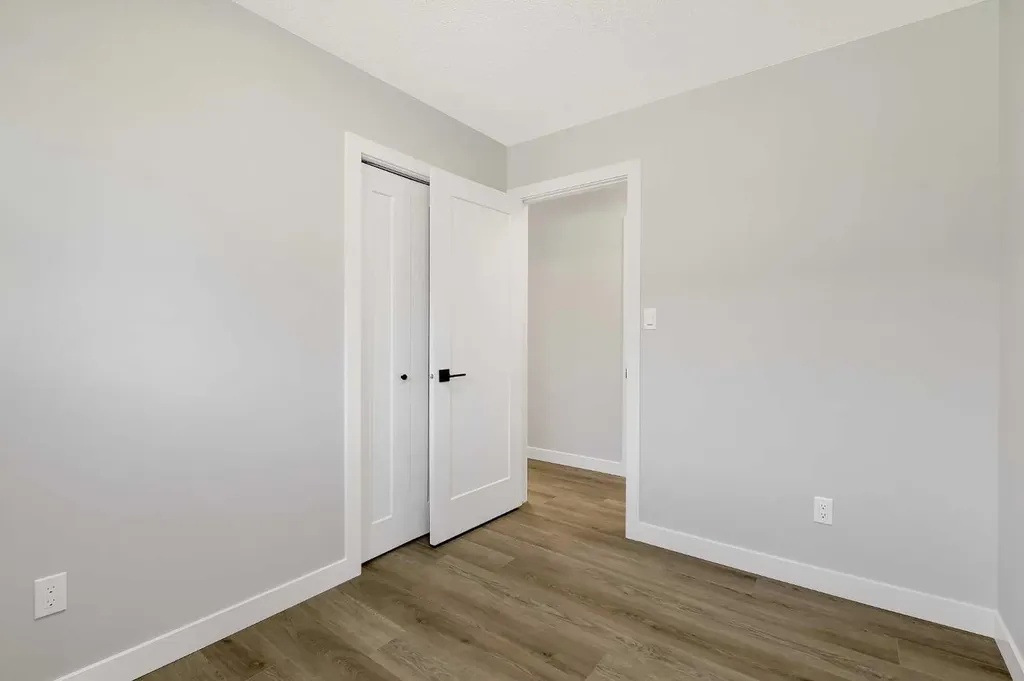 6625 Poplar Drive Grande Prairie AB T8W 1C8
