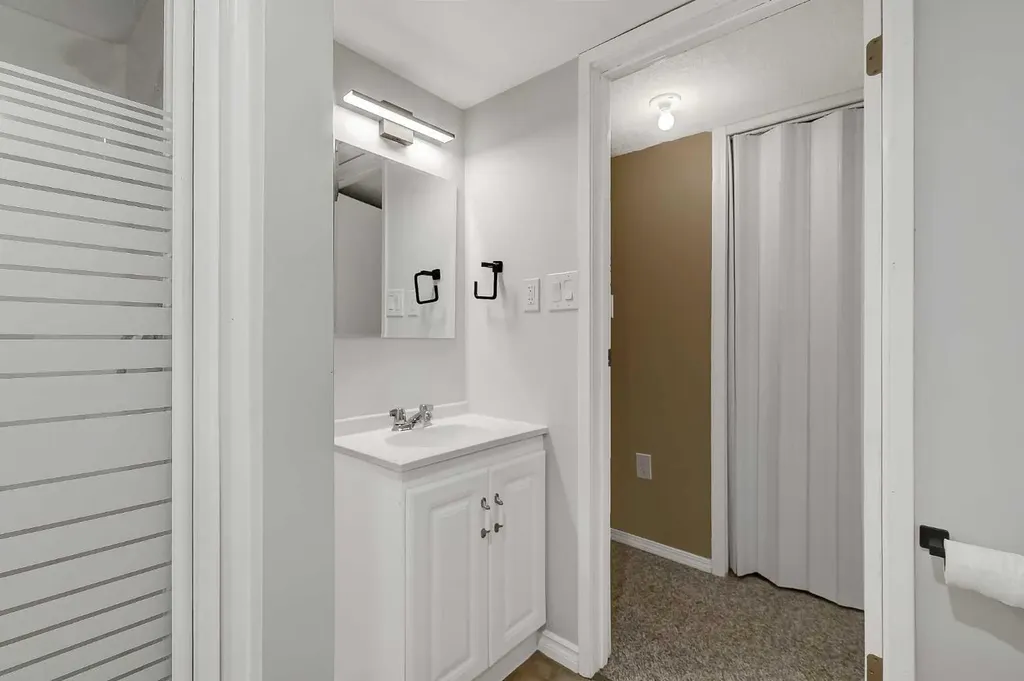 6625 Poplar Drive Grande Prairie AB T8W 1C8