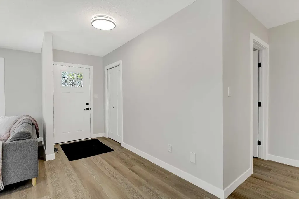 6625 Poplar Drive Grande Prairie AB T8W 1C8