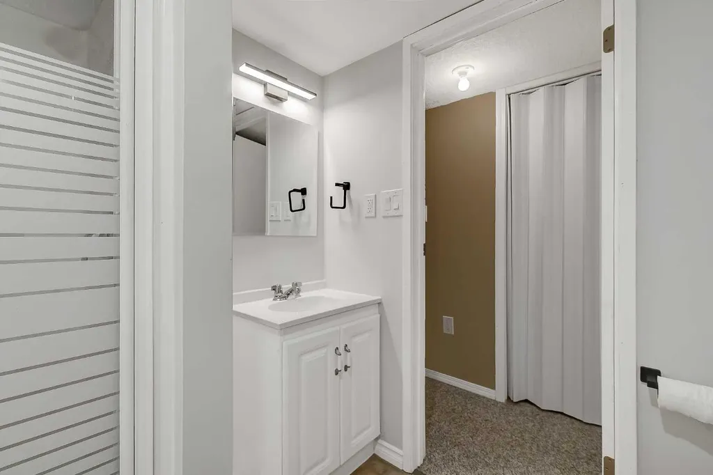 6625 Poplar Drive Grande Prairie AB T8W 1C8