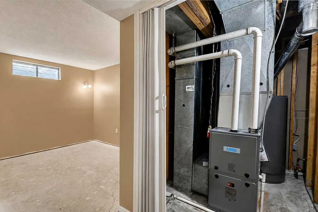 6625 Poplar Drive Grande Prairie AB T8W 1C8
