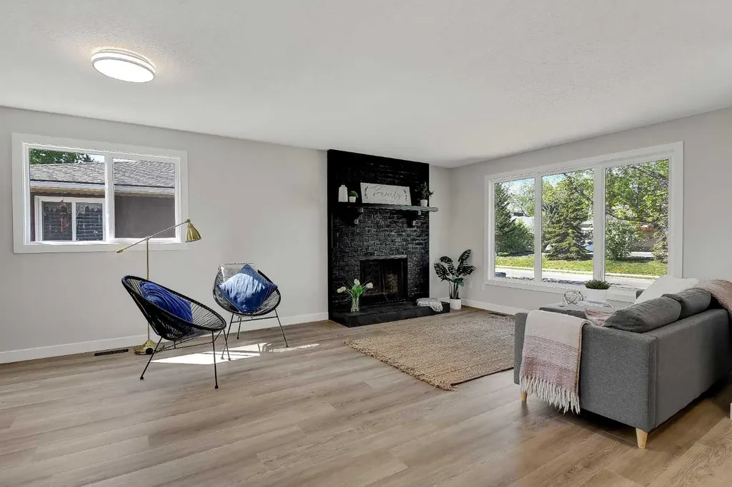 6625 Poplar Drive Grande Prairie AB T8W 1C8