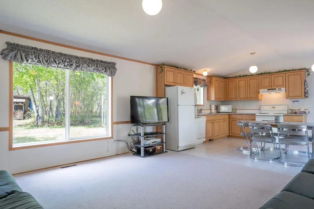 201 433042 Range Road 221 Rural Ponoka County AB T0B 0H0