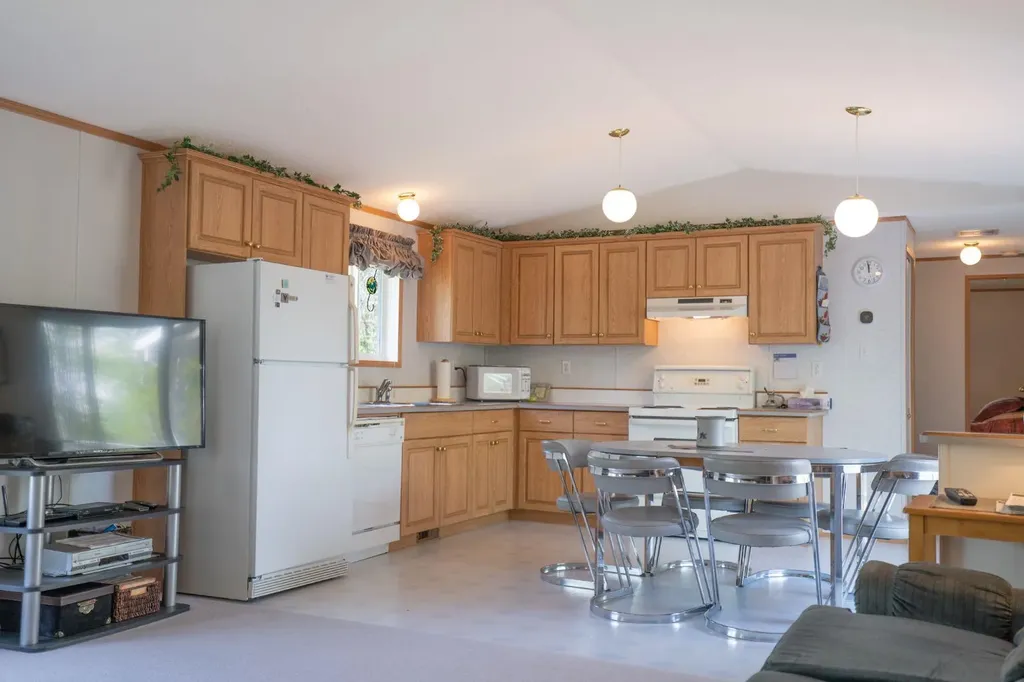 201 433042 Range Road 221 Rural Ponoka County AB T0B 0H0