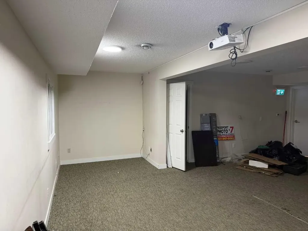 4656 Westwinds Drive NE Calgary AB T3J 3Z5