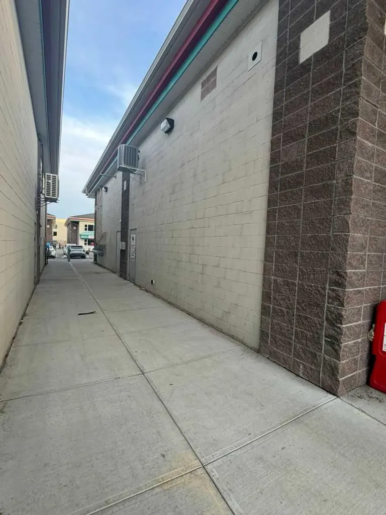 4656 Westwinds Drive NE Calgary AB T3J 3Z5