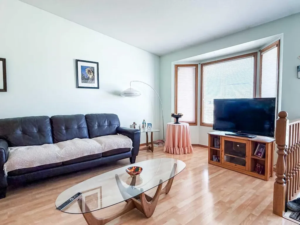 4412 57 Street Stettler AB T4K 1J1