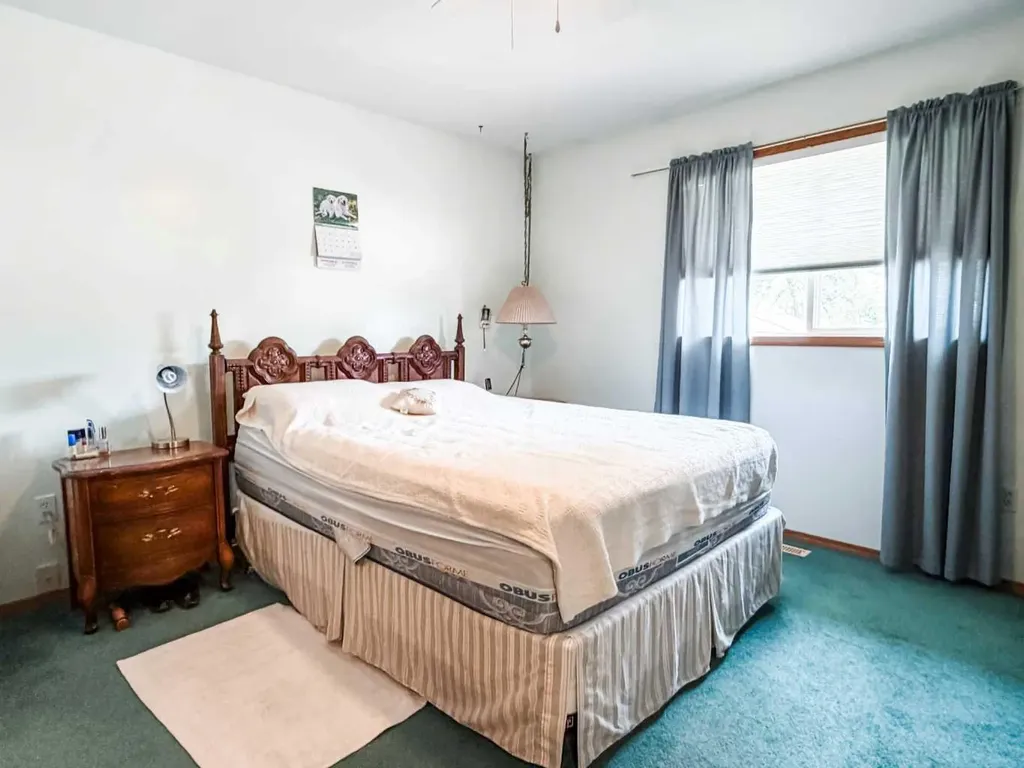 4412 57 Street Stettler AB T4K 1J1