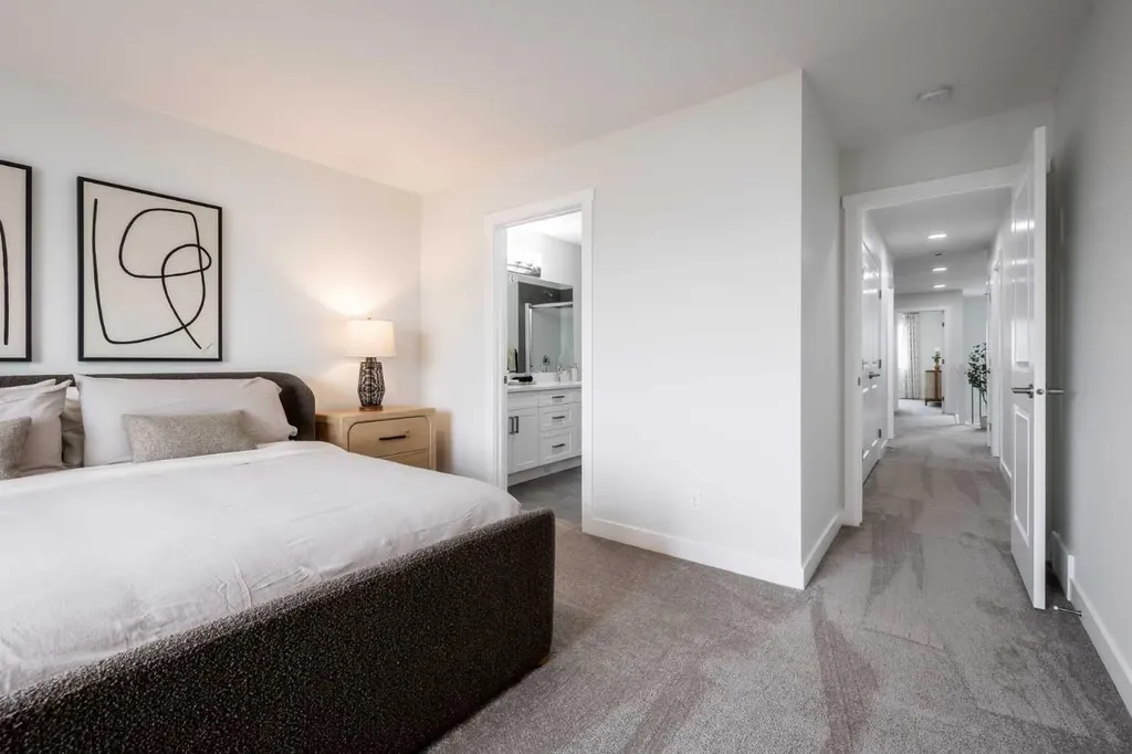 389 Sora Park SE Calgary AB T3S 0V3