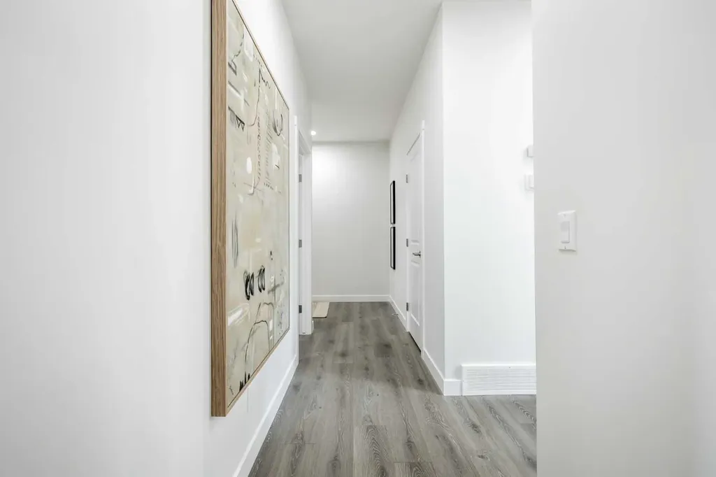 389 Sora Park SE Calgary AB T3S 0V3