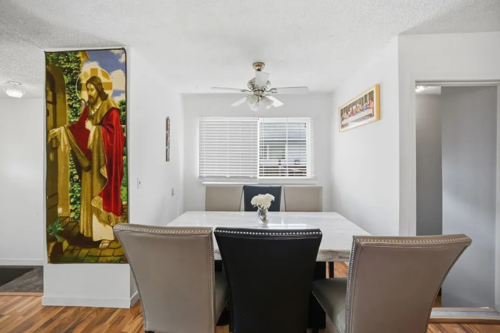 6907 4 Avenue NE Calgary AB T2A 6M1