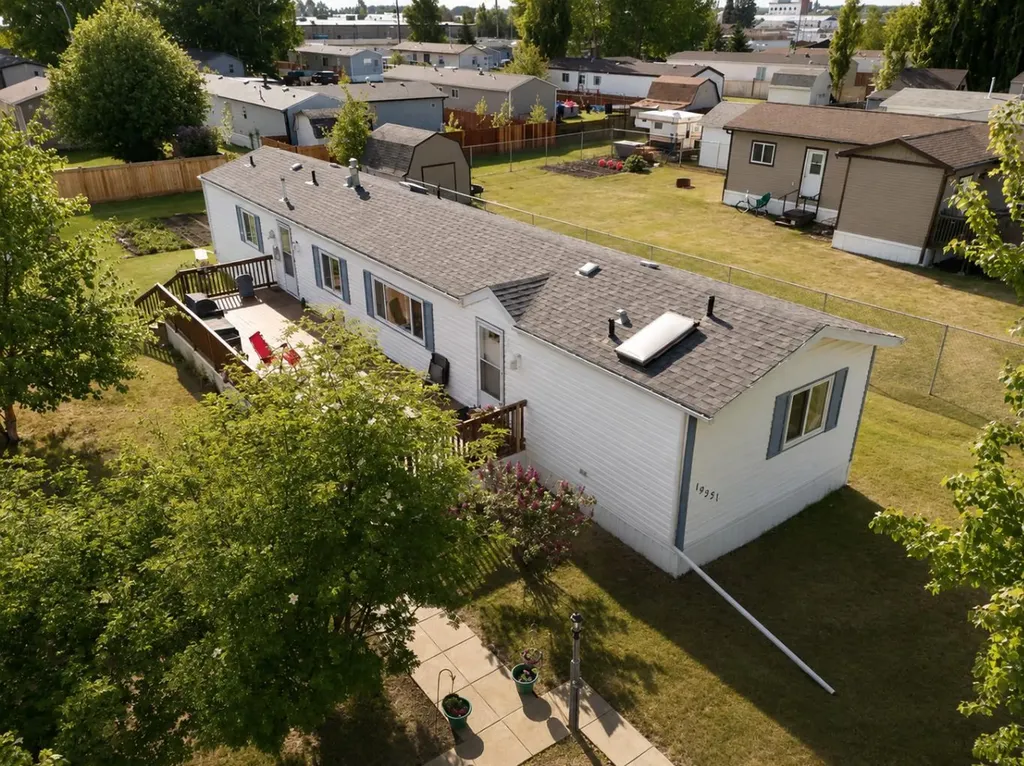 10521 102a Street La Crete AB T0H2H0