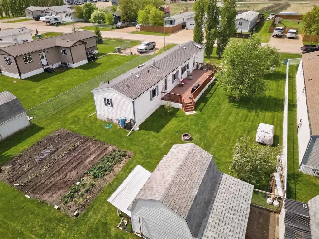 10521 102a Street La Crete AB T0H2H0