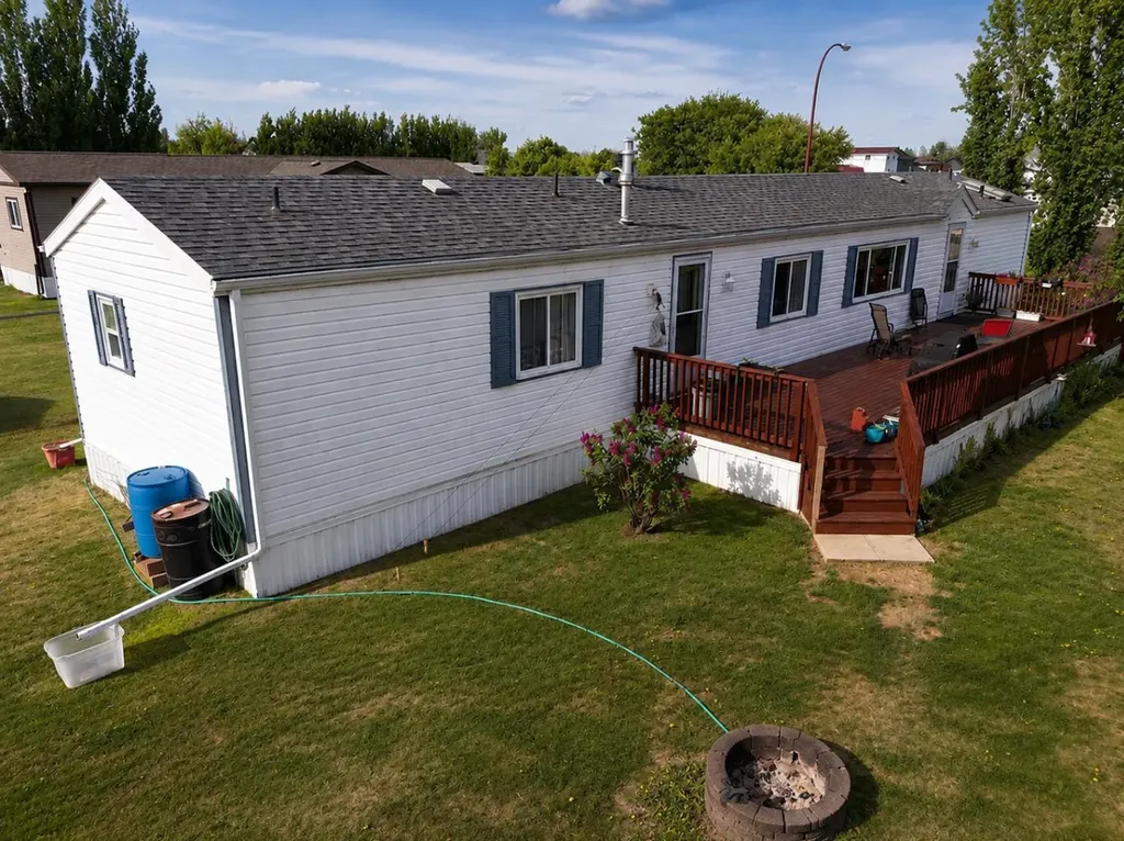 10521 102a Street La Crete AB T0H2H0